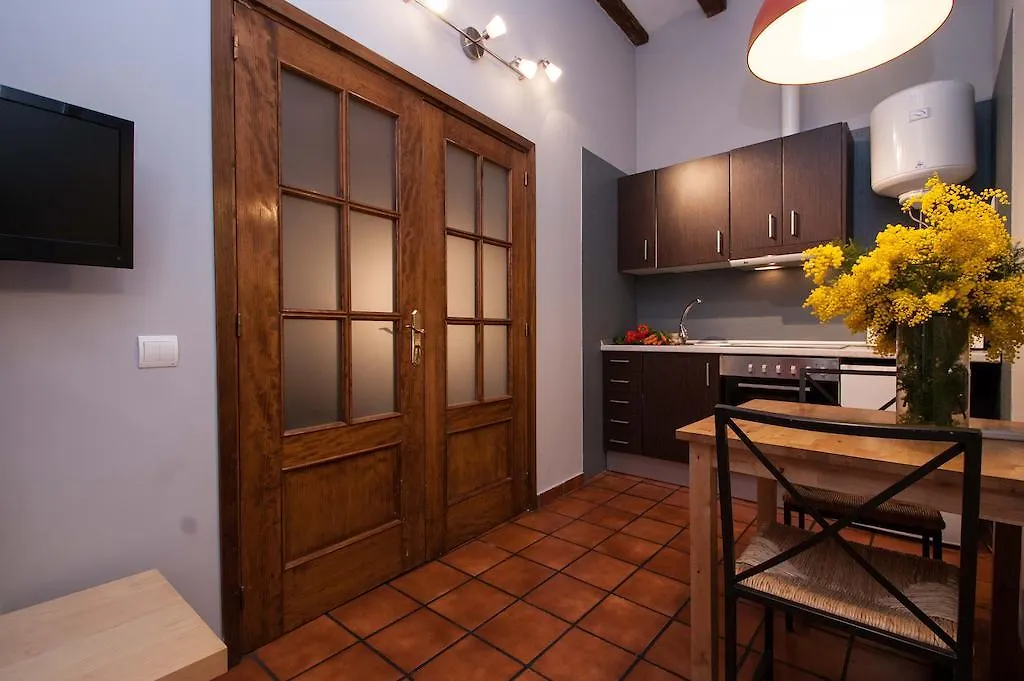 Plaza Real Apartments Barcelona